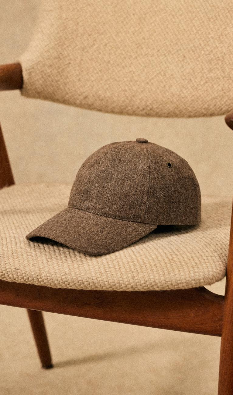 Caps | Menswear | Octobre Editions