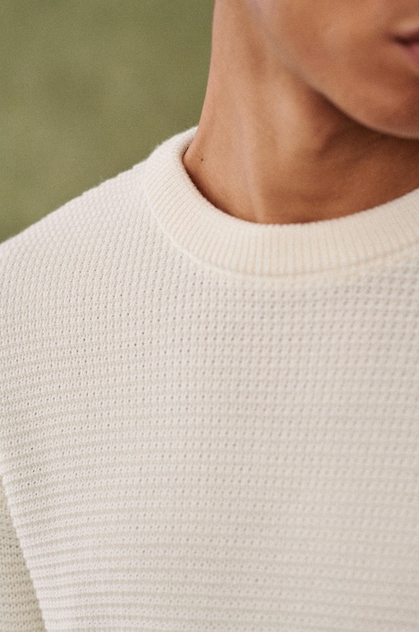 Essential knitwear: basic and elegant | Menswear | Octobre Editions