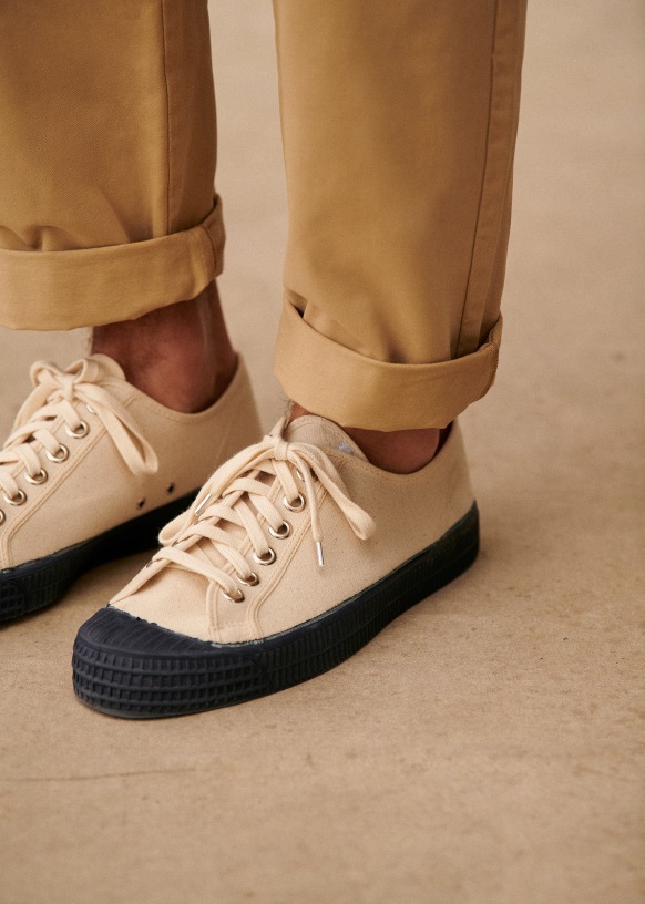 Novesta on feet discount