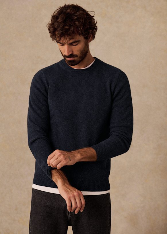 Sweater Flynn