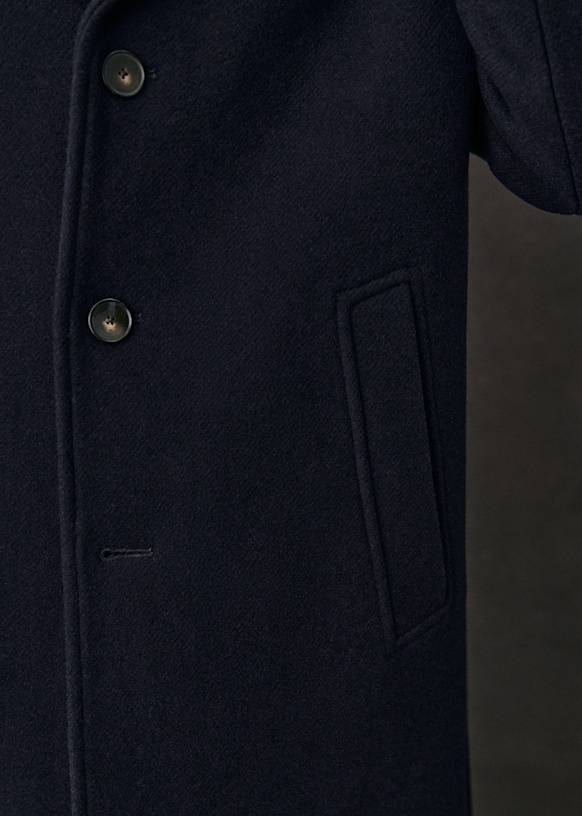 Coat Hugh