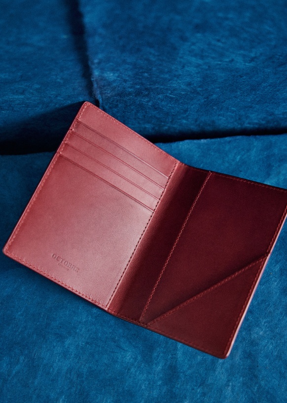 Bryson Passport Holder - Burgundy - Vegetable-tanned smooth