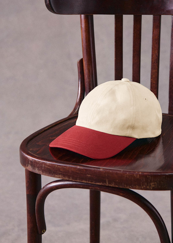 Haden Cap - Ecru / Red - Organic cotton - organic textile - Sézane
