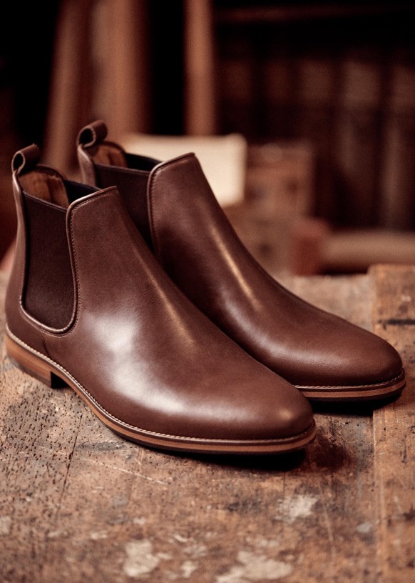 chelsea boots website