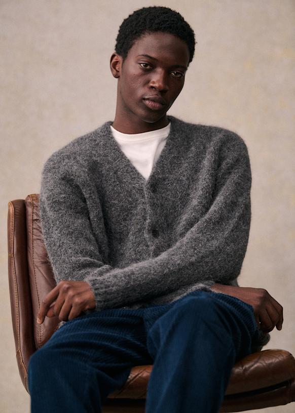 Charcoal grey sweater store