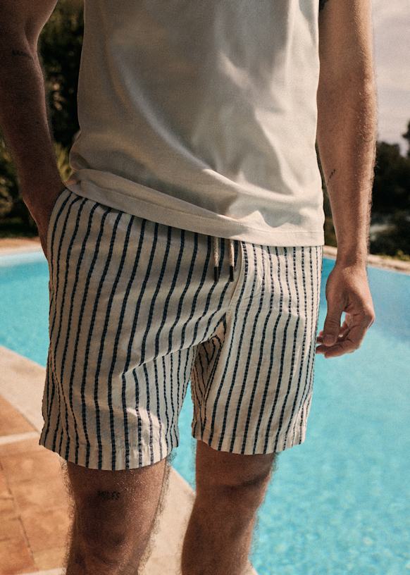 Bettwäsche-Set Twin Size Mit Marineblauen Streifen – Spannbetttuch, Flat Sheet & Kissenbezug Aus Mikrofaser