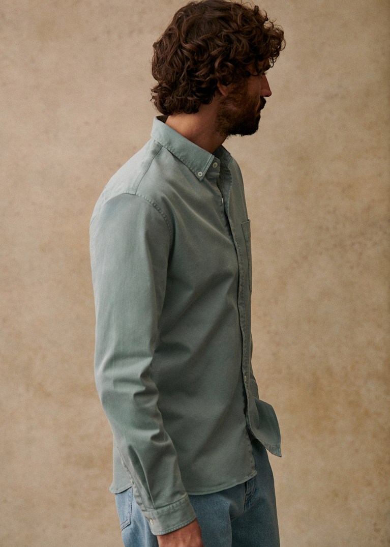 white halter neck wedding dress Everlane Must-Have Shirt In Denim In Dark Indigo, Size 8